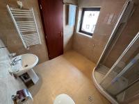Koupelna v ubytování Bright Mountain View Penthouse - 300mbps Wi-fi