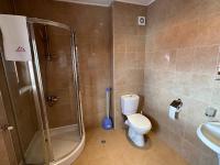 Koupelna v ubytování Bright Mountain View Penthouse - 300mbps Wi-fi