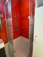 A bathroom at Yes, yes! lovely apartment good amenities Budapest center