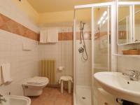Hotel Garnì La Montanaraにあるバスルーム