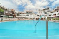 Bazén v ubytovaní Gran Ático 307 Royal Costa Adeje alebo v jeho blízkosti