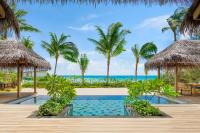 Bazén v ubytování Hilton Maldives Amingiri Resort & Spa nebo v jeho okolí