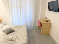Televízia a/alebo spoločenská miestnosť v ubytovaní St Peter Rooms