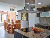 A kitchen or kitchenette at Can Do It