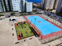 Bazén v ubytovaní Vacacional Candelaria vistas al mar con garaje gratuito alebo v jeho blízkosti