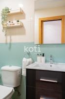 Kúpeľňa v ubytovaní Koti Rentals - Sandy Beach Apartment