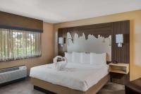 Ein Bett oder Betten in einem Zimmer der Unterkunft Best Western Plus Canyonlands Inn