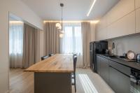 Kuchyň nebo kuchyňský kout v ubytování Top-Notch location, an Exceptionally Stylish flat