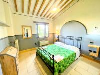 The floor plan of Enjoy a sensuous relaxing time in a breathtaking place, 07 kmsSpoleto centre