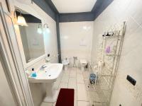 The floor plan of Enjoy a sensuous relaxing time in a breathtaking place, 07 kmsSpoleto centre