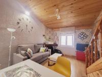 A seating area at Apartamento Santa Agueda