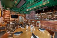 Lounge nebo bar v ubytování Condado Palm Inn San Juan, Tapestry Collection by Hilton