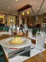 Jídlo v aparthotelu nebo okolí