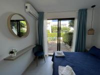 Postel nebo postele na pokoji v ubytování Estepona - Playa - Estudio con terrazas cerca del mar Pa6