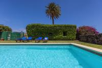 The swimming pool at or close to Casa El Barranco