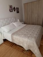 A bed or beds in a room at Casa Porto, con Garaje