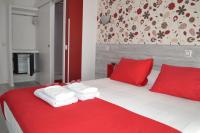 Postel nebo postele na pokoji v ubytování Hostal Madrid Sol