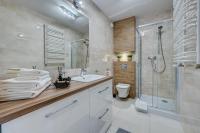Kúpeľňa v ubytovaní LM APARTAMENTY NARUTOWICZA Kamienica Nova 2-3