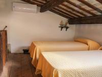 Posteľ alebo postele v izbe v ubytovaní Apartment Casamare Gabicce-3 by Interhome