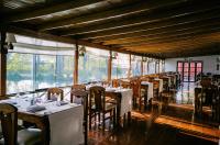 Restaurace v ubytování El LAGO HOTEL by Luoxo