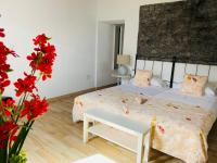 Łóżko lub łóżka w pokoju w obiekcie Finca Santa Catalina