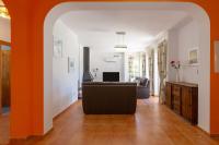 A television and/or entertainment centre at Villa Meretseger