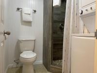 Ein Badezimmer in der Unterkunft The River Cottage