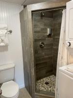 Ein Badezimmer in der Unterkunft The River Cottage