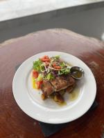 Jídlo v hotelu nebo okolí