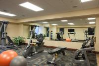 Bluegreen Vacations Patrick Henry Sqr, Ascend Resort Collectionにあるフィットネスセンターまたはフィットネス設備