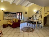 A seating area at LA CASA TRA GLI ULIVI