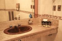 Baðherbergi á Nobile Suites Excelsior Asuncion