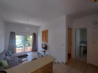 TV a/nebo společenská místnost v ubytování Palm Beach Apartment 26