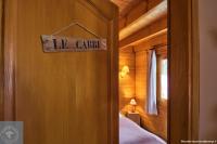Certifikát, ocenenie alebo iný dokument vystavený v ubytovaní Chalet Les Brimbelles avec Jacuzzi