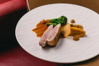 Φαγητό σε αυτό το ξενοδοχείο ή κάπου εκεί κοντά