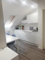 Kuchyňa alebo kuchynka v ubytovaní Apartments Simple Teslina