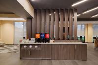 Tru By Hilton Destinにあるコーヒーまたはお茶