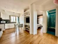 A kitchen or kitchenette at Suite Delicia Apartment - Appartamento con Terrazza