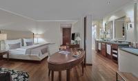 Posteľ alebo postele v izbe v ubytovaní Lebenberg Schlosshotel-Kitzbühel