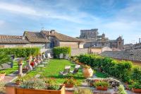 A garden outside Palazzo Catalani Resort