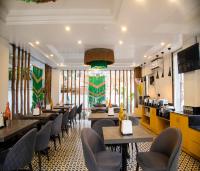 Posezení v ubytování HUE GUH The Porto Candolim