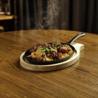 Jídlo v hotelu nebo okolí