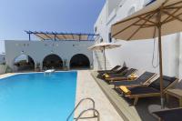 Bazén v ubytovaní Hotel Semeli alebo v jeho blízkosti