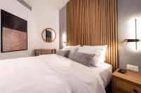 Nathan's Suites On The Beachにあるベッド