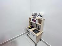 مطبخ أو مطبخ صغير في Traders Garden , cheras Trader square 3 bedroom Balakong serdang