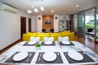 Posezení v ubytování iCheck inn Residences Patong