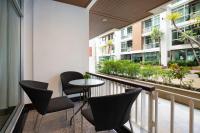 Balkón nebo terasa v ubytování iCheck inn Residences Patong