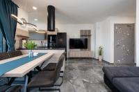Kuchyň nebo kuchyňský kout v ubytování Villa Blue Sky 1 ZadarVillas