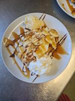 Jídlo v hotelu nebo okolí