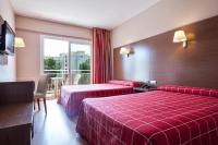 Postel nebo postele na pokoji v ubytování Hotel Best Oasis Park